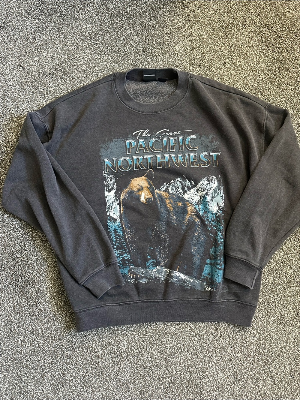 MAD Engine Pacific Northwest Bear Graphic Crewneck - Black with Teal Accents